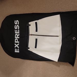 Express Mini Skirt